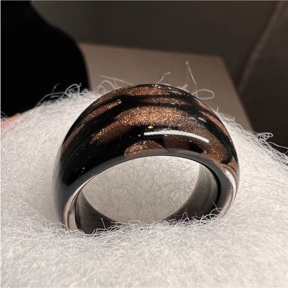 EUC Glass Wide Band Ring - Picture 6 of 8